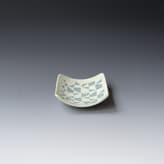 Al I 16 33 Interbeing, Ingelegd Porselein, H.4x12,5x12,5cm