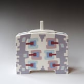 Al 23 19 Doosje, Ingelegd Porselein, H.23x21x6,5cm Terra Delft 1