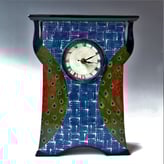 RE2302 Peacock Tails, h.38x27,5x12,5cm, aardewerk-glazuur-uurwerk, TerraDelft2