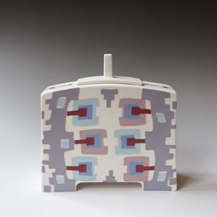 Al 23 19 Doosje, Ingelegd Porselein, H.23x21x6,5cm Terra Delft 1