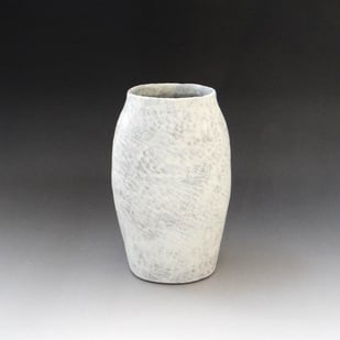 Y S2602 Vase, 2025, Stoneware, H.22,5x14x12cm, Terra Delft 2
