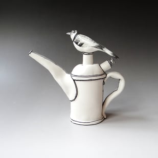 K M2511 1 Bird on Can, 2025, Porcelain, H.17x17x7cm, Terra Delft2