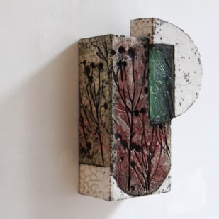 25 D1 Helenium Wand Doos, H.30x21,5x10cm, Raku Keramiek Glas 3 Terra Delft