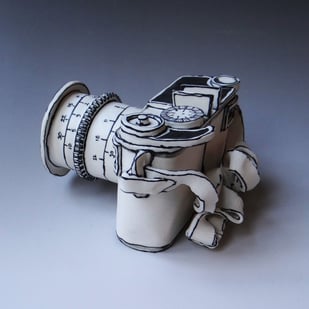 K M2507 Camera #83, 2025, Porcelain, H.9x16x15cm, Terra Delft5