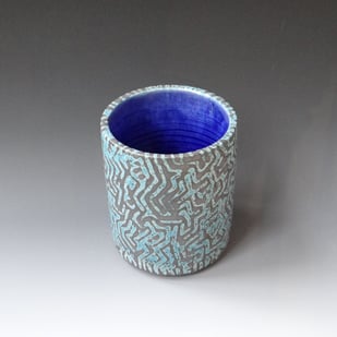 P B2507 Cylinder With Grey Blue Decoration, 2025, H.18xd.15cm., Stoneware, Terra Delft2