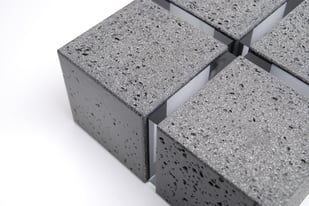 785 Detail,cube Series 38. 2017,keramiek Plexiglas, Wand (2)