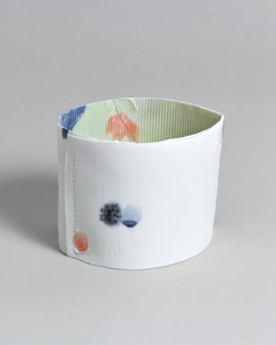 When Colour Moves Iii L.9,5x D.8,5x H.7cm C