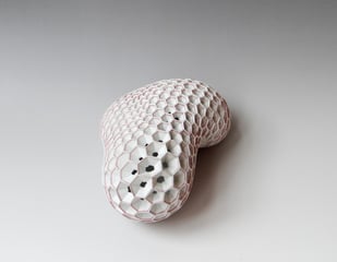 BvRheeden-N.T.-2018-porcelain-red-white-h.11x20x175cm-4-TerraDelft