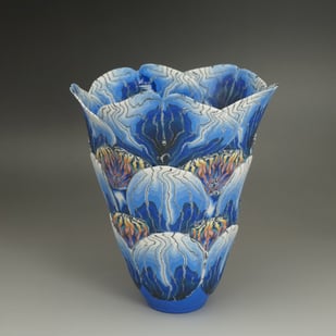 2413 Kelk, h.15xd.12cm, porselein