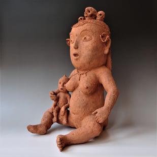NC2301 -Mother-s instinct-, h.44x26x26cm, terracotta, TerraDelft2.