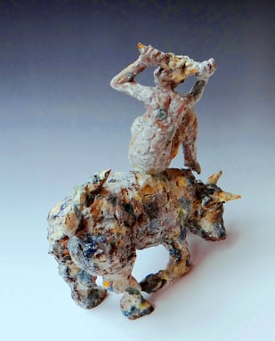 Woman-on-a-Bull-2017-stoneware-h.47cm-TerraDelft-5