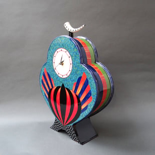 R E2506 Balloon, H.44x33,5x9,5cm., Hand Decorated Glazed Earthenware, Terra Delft2