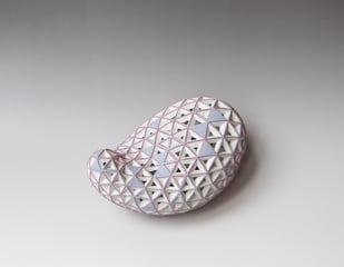 Bv R19 3, Fruit, 2018, Porcelain Blue   Red   White, H.14x22x14cm, 1, Terra Delft