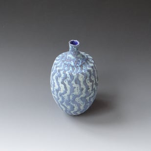 P B2506 Dark Blue Vessel, 2025, H.19xd.10cm., Stoneware, Terra Delft1