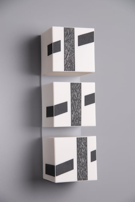2 350 Cube Series 2019, Porselein Plexiglas  27x7.5x8cm (9)