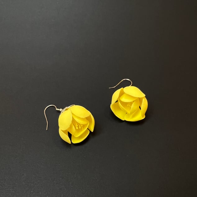12 Yellow Floral Earrings, 5x2.5x2.5 Cm:each, Terra Delft